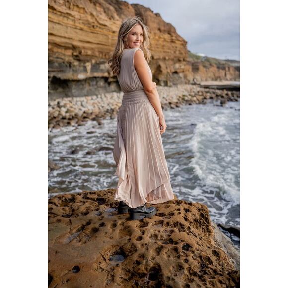 RAMY BROOK Brown Crepe Hourglass V-Neck Smocked Waist Preslie Dress Size XL - Picture 1 of 14